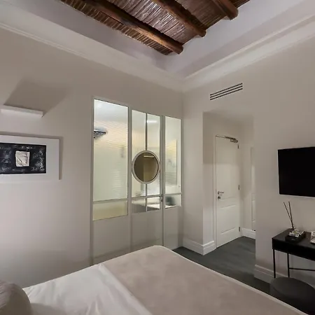 Artemisia Domus - Giardino Guest house